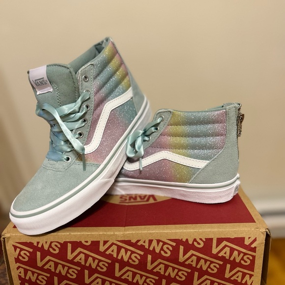 Toddlers BI Surf Vans - Picture 4 of 5